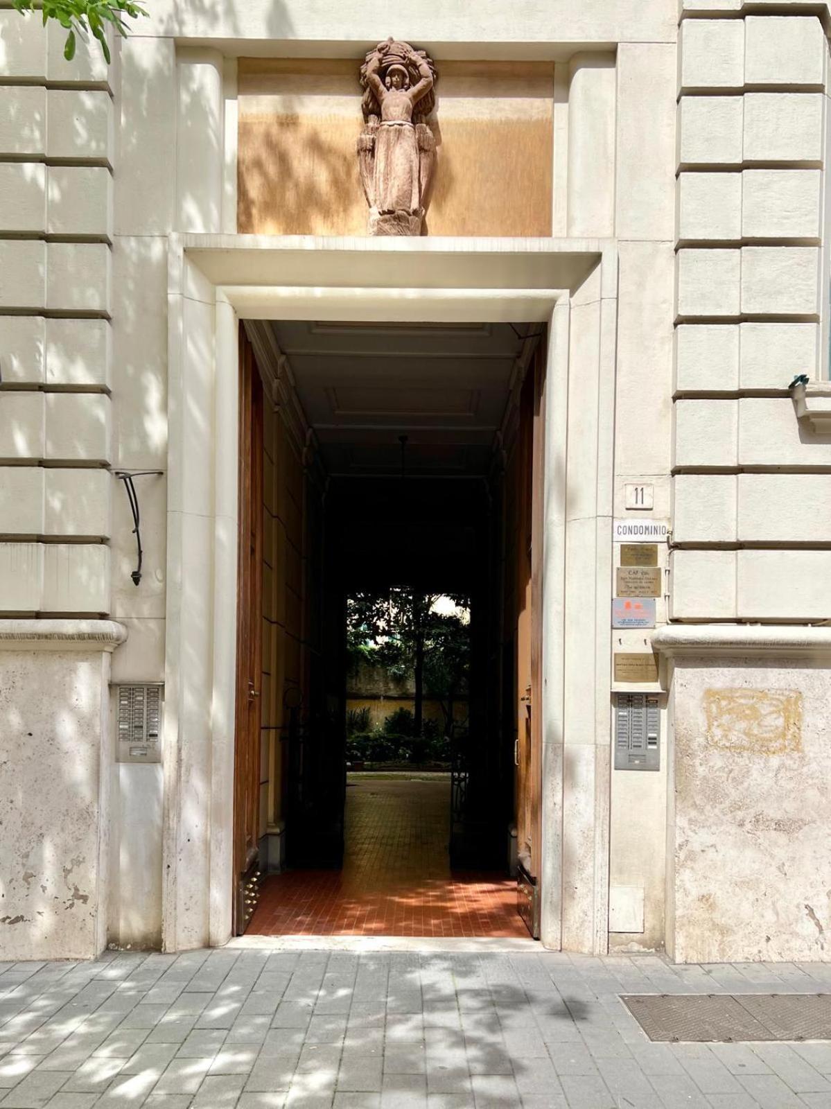 Hotel Re Di Roma Esterno foto