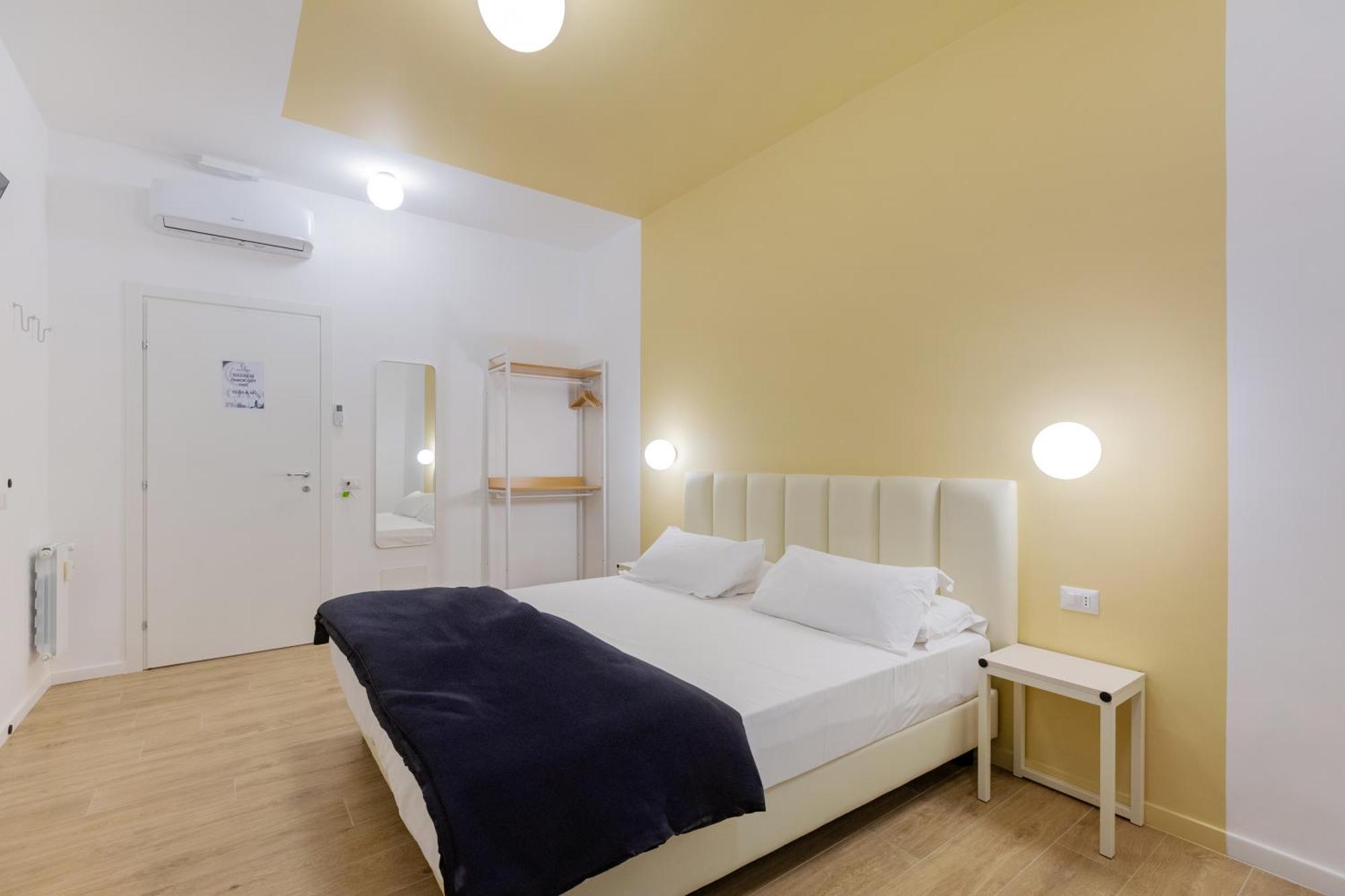Hotel Re Di Roma Esterno foto