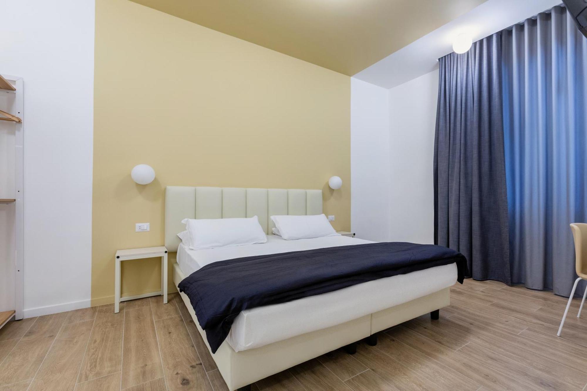 Hotel Re Di Roma Esterno foto